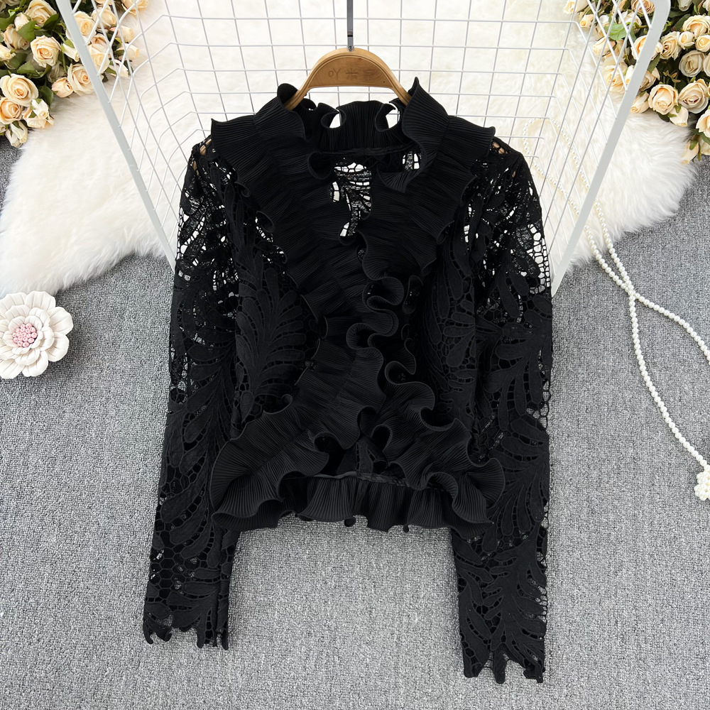 Retro Temperament V-neck Ruffled Lace Top