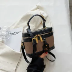 Ladies Casual Versatile Messenger Bag - Black - View 1