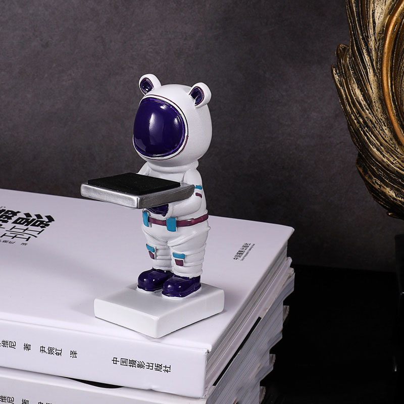 Creative Cat Watch Table Cute Bear Display Stand - Image 4