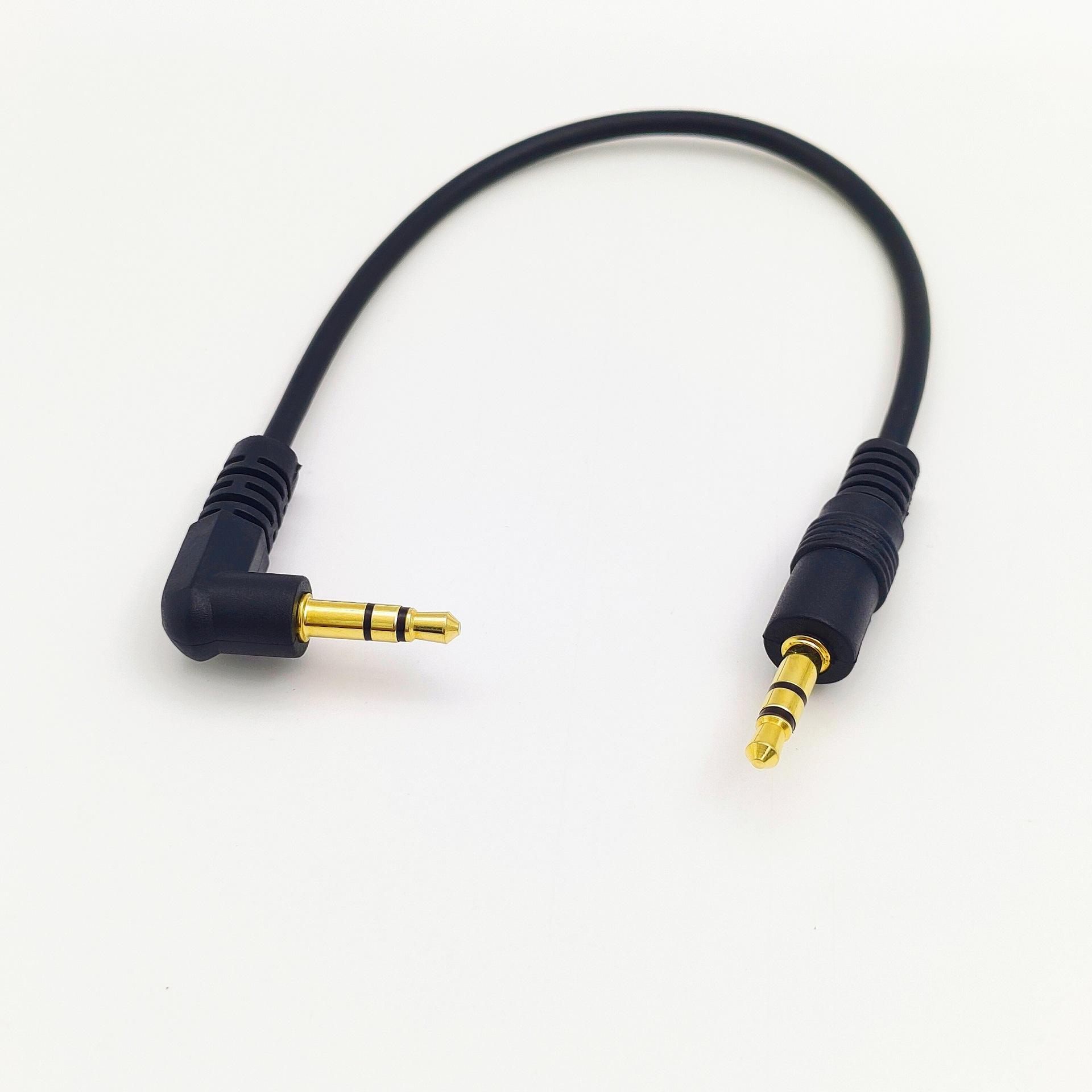 20CM35mm Male-to-male Speaker Cable Three-section Gold-plated Computer Cellphone Speaker Connection