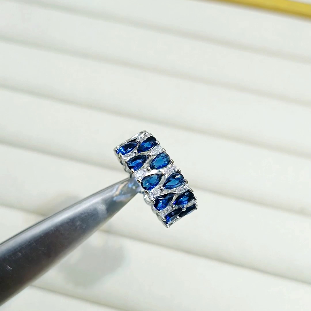 Creative Women's Zircon Bracelet Ring