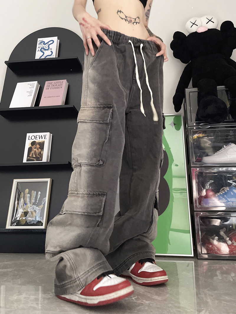 Vintage Multi Pocket Elastic Waist Jeans