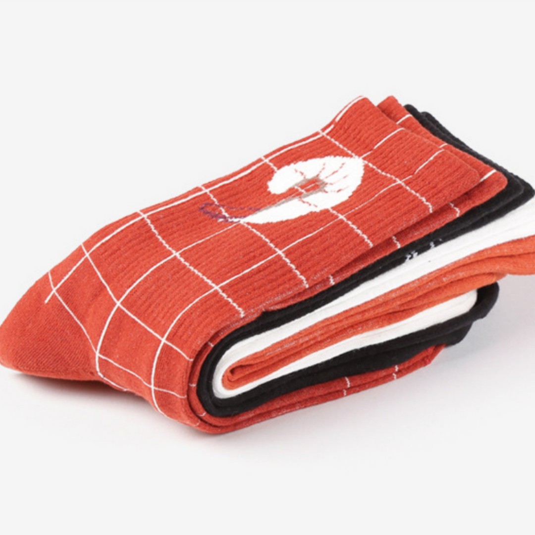 Medium Tube Cartoon Pattern Women's Cotton Socks