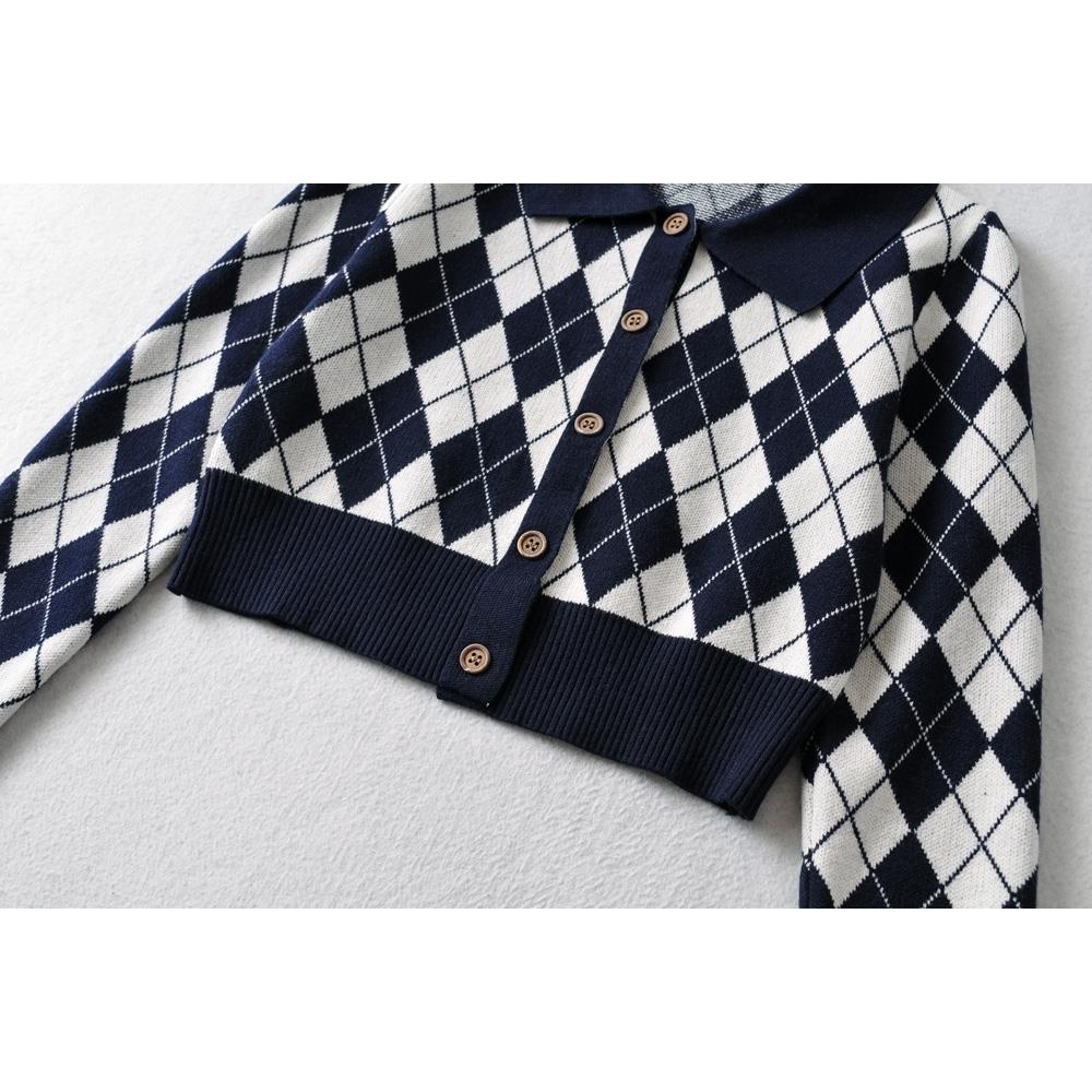 Women's Long Sleeve Diamond Polo Collar Knitted Sweater Coat