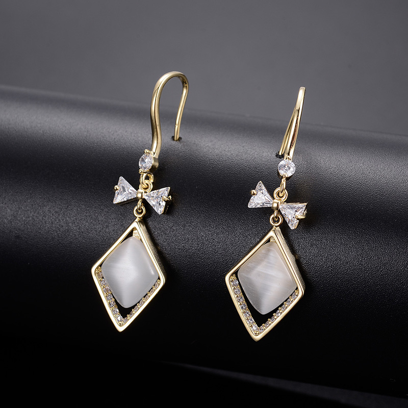 European And American Simple Diamond Design Pendant Earrings