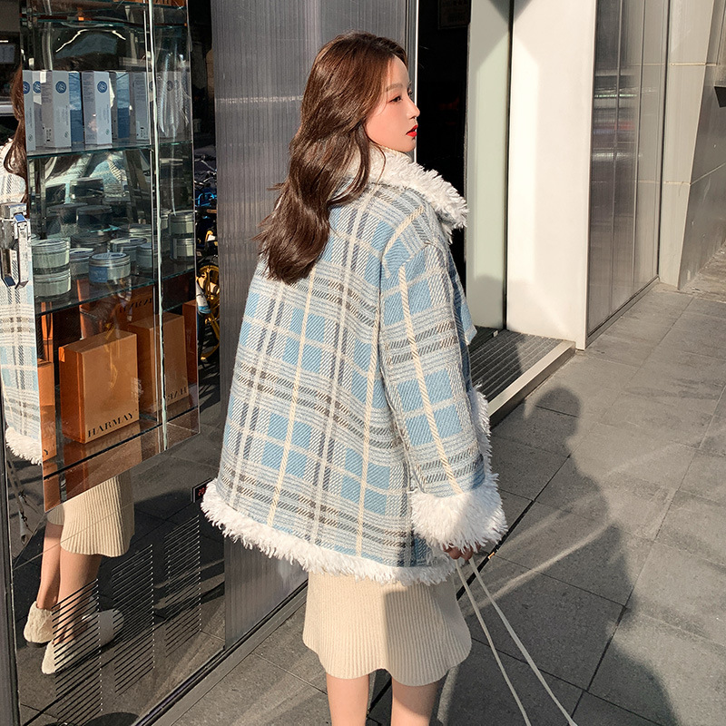 Temperament Commuter Big Pocket Lamb Hair Loose Short Coat