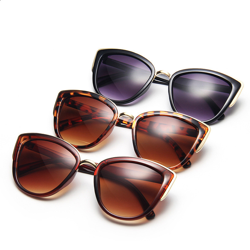 Title 7, Ladies retro cat eye sunglasses