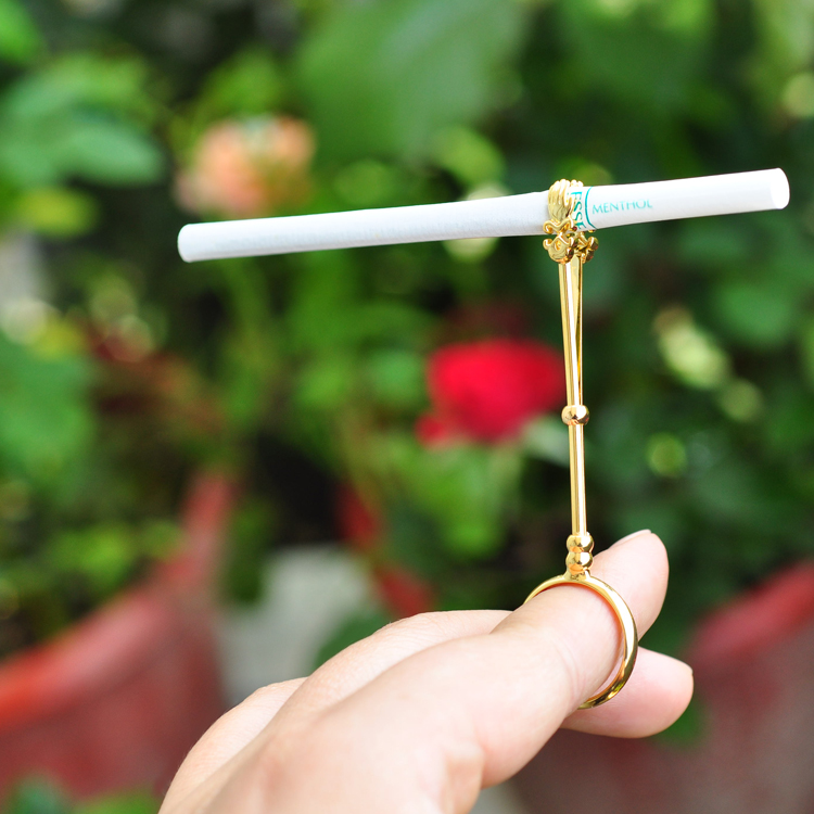 Men's And Women's Creative Cigarette Holder