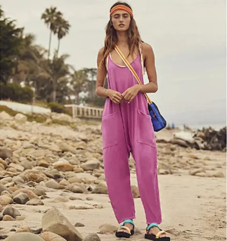 Women's Fashion Solid Color V-Neck Sling Pocket Jumpsuit - Pink