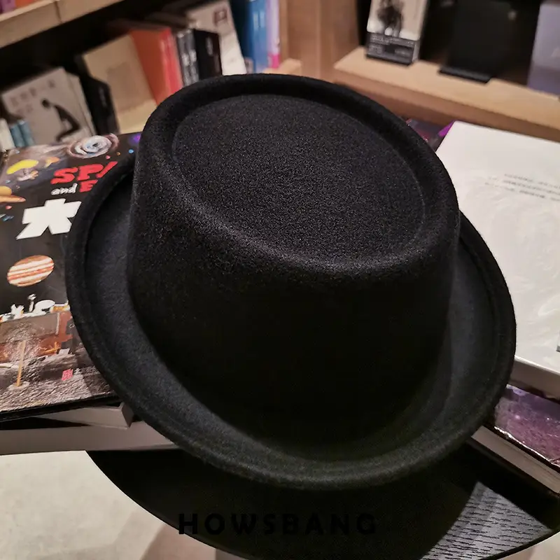 Men's Woolen  Hat With Curly Brim And Flat Top