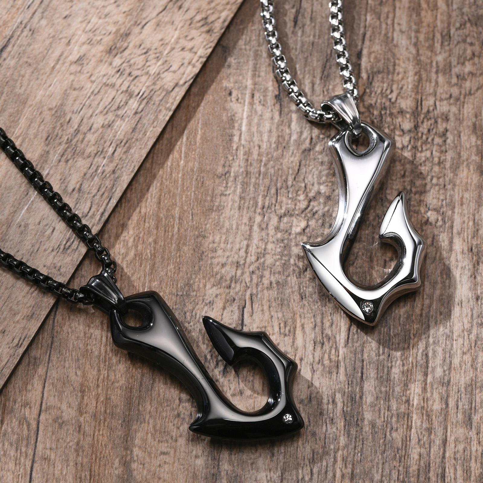 Men's Alloy Spikes And Horns Titanium Steel Pendant