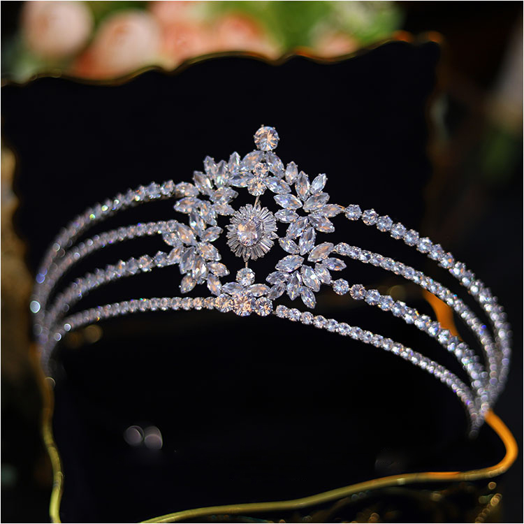 Handmade Transparent Crystal Beaded Super Flash Hair Hoop