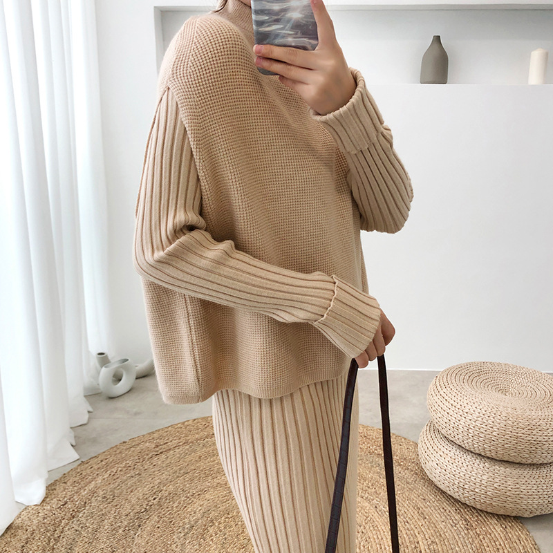 Title 3, Knitted Skirt Sweater Dress Two-piece Suit, war...