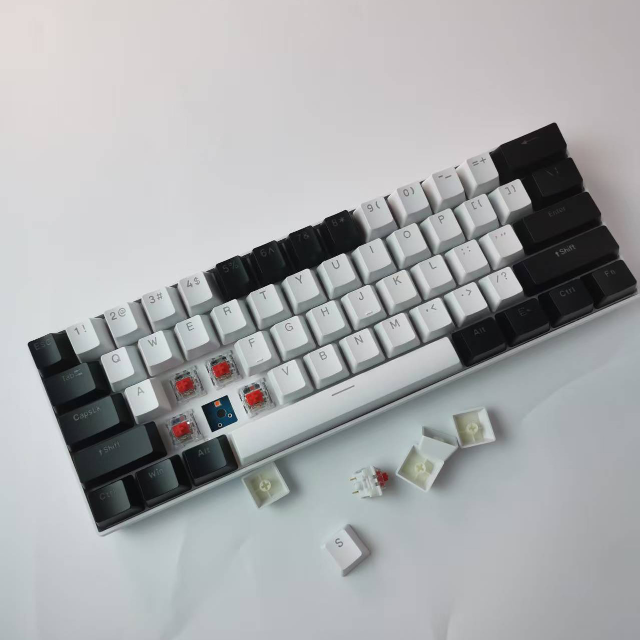 edc76abd-3f43-4292-baab-6316e35aa1b7.jpg