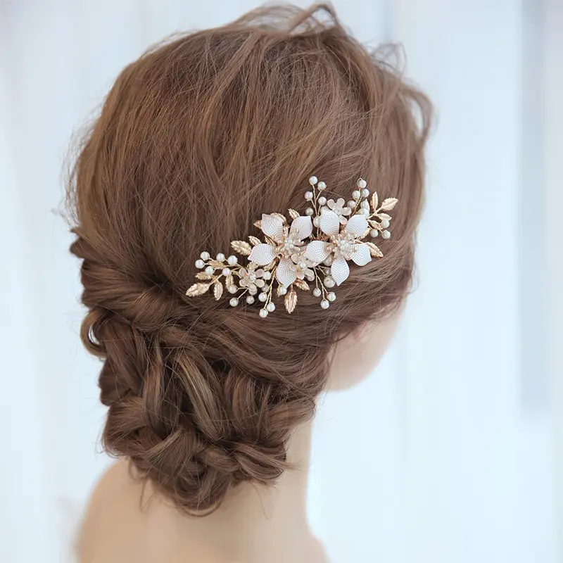 Bride's Wedding Forest Flower Pearl Headdress