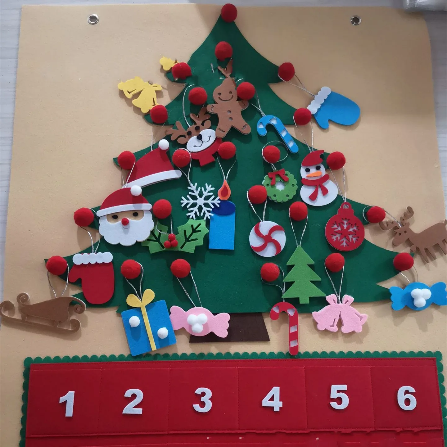Creative Christmas Felt Christmas Tree – image 3