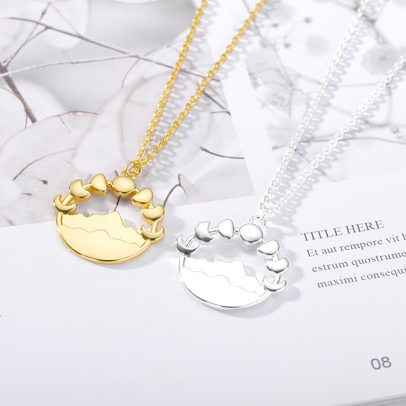Moon Pendant Necklace Ladies Fashion Jewelry