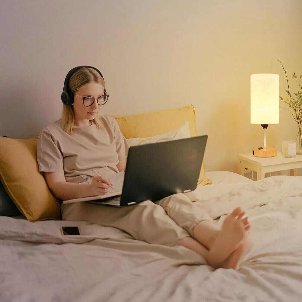 Touch Control Bedside Lamps, 3-Way Dimmable Table Lamp With USB Charging Ports — image 6