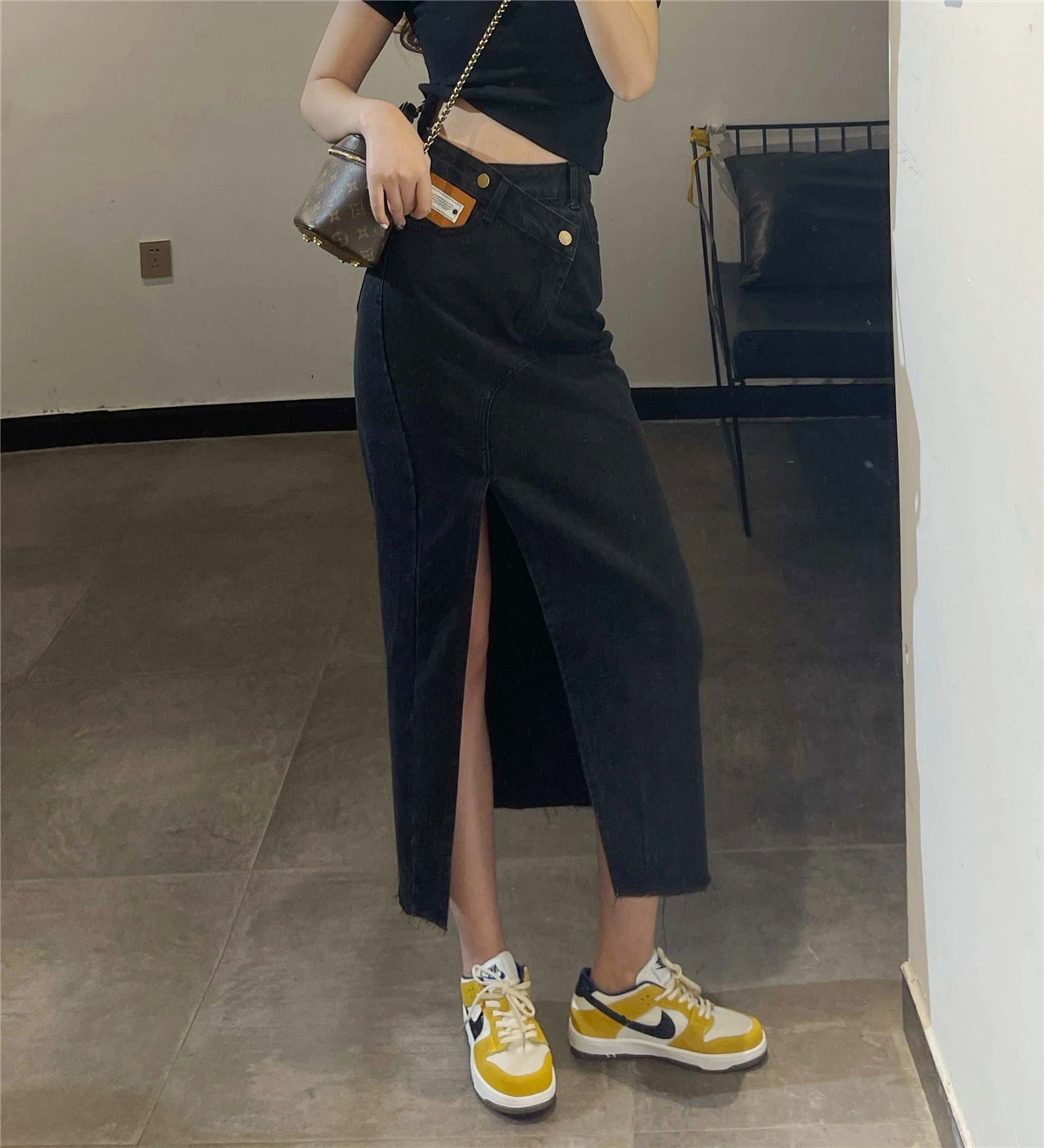 Women's Design Slanted Slit Denim Skirt High Waist