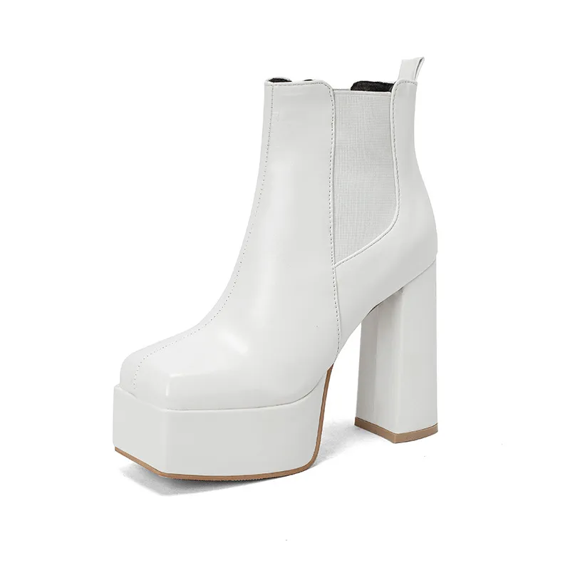 Autumn And Winter New Thick-soled 40-48 Large Size Low Thick-soled Women's Boots - White