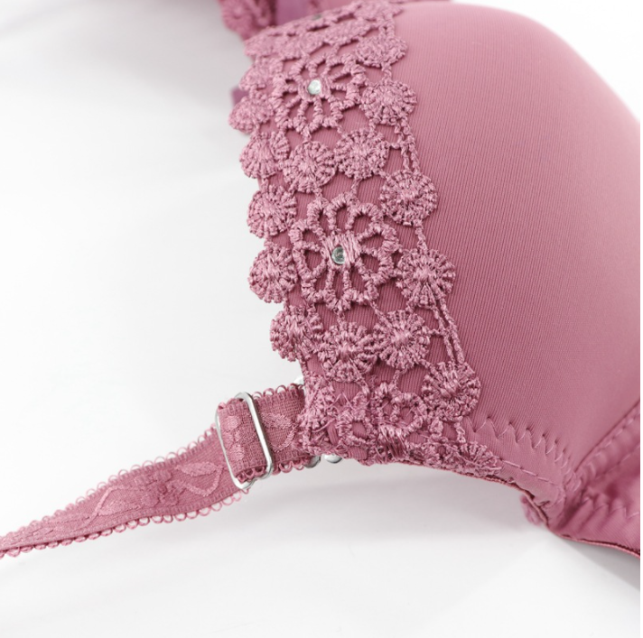 Title 10, Simple New Style Embroidered Bra With Diamonds