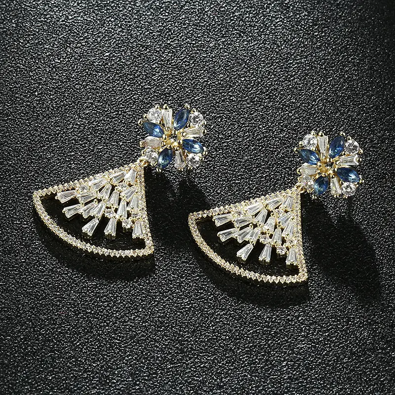 Fan Shaped Diamond S925 Silver Needle For Women