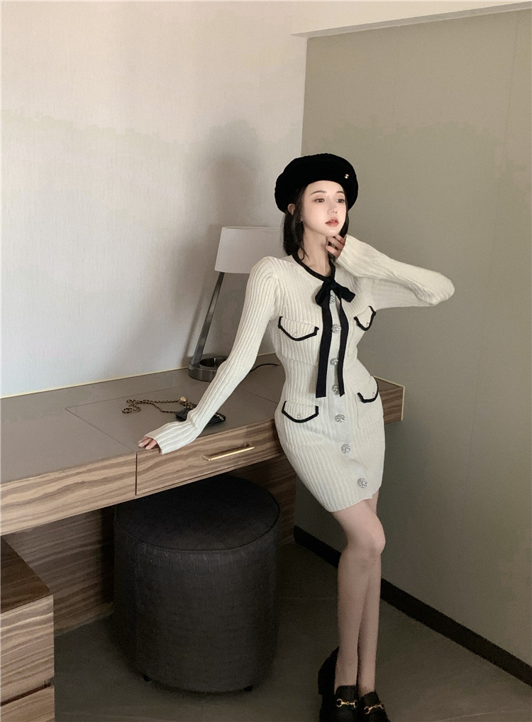 Slim Waist Skirt With Bow Wrapped Hips