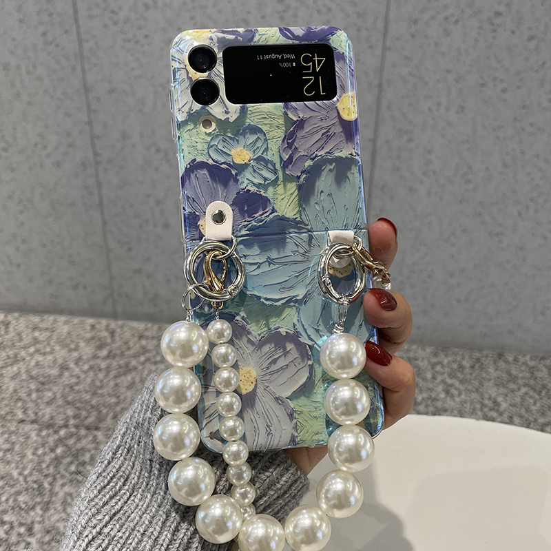 Phone case and chain