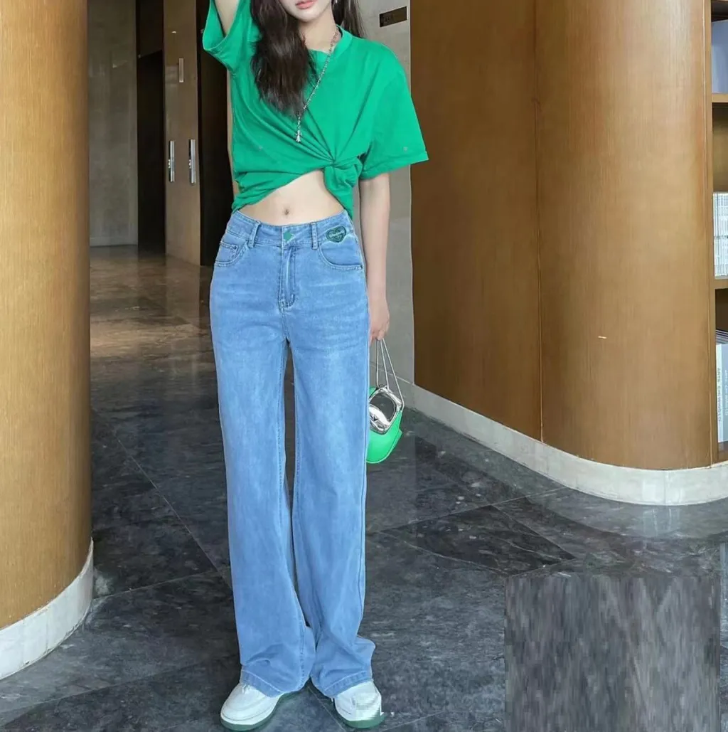 Women's New Style Straight Loose Middle And High Waist Jeans - Light Blue