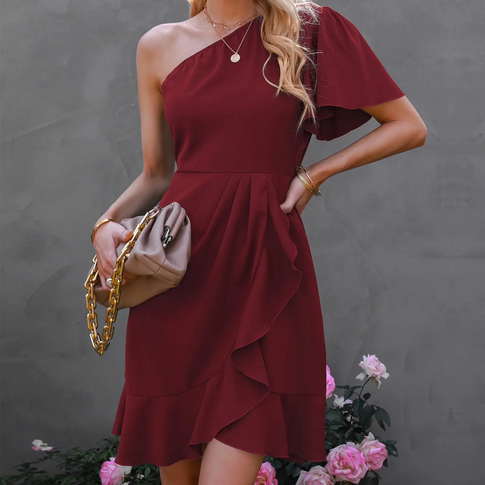 European And American Ruffle Dress Design Niche One Shoulder Evening Dress