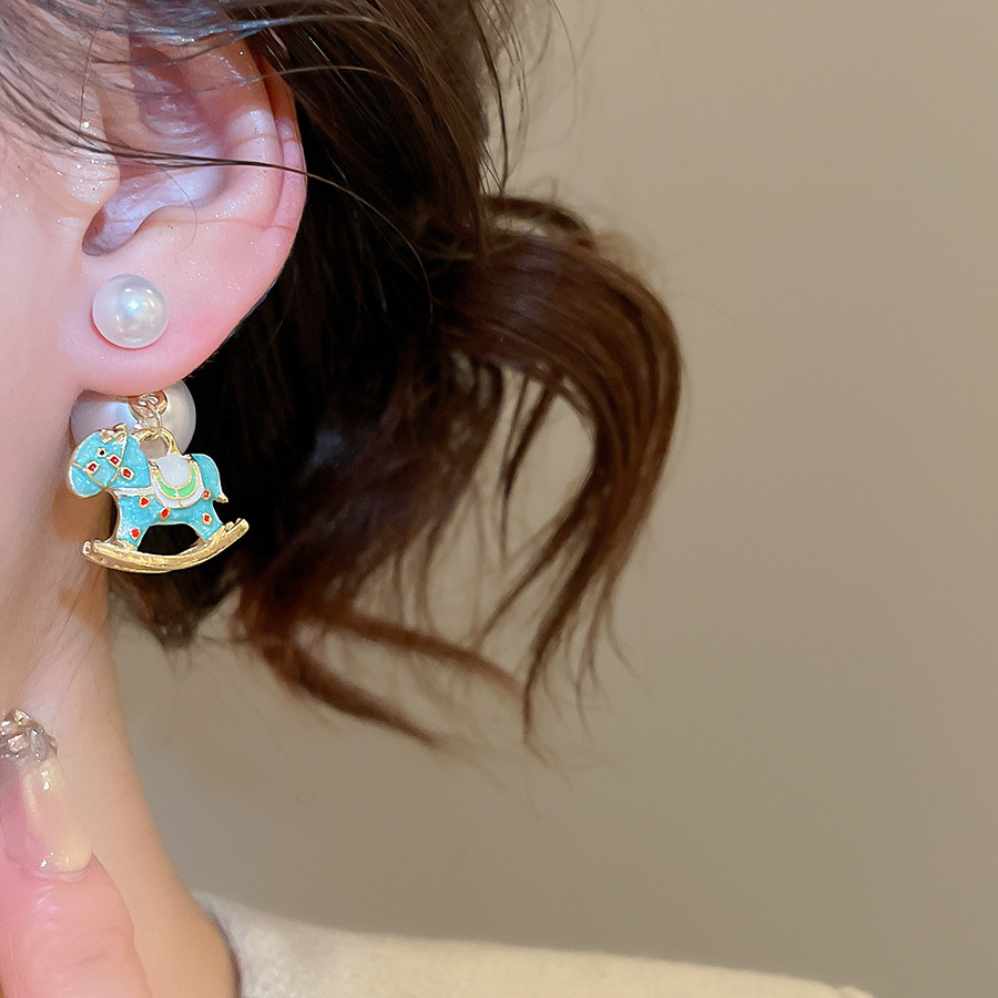 Little Horse Pearl Drop Earrings With Silver Post