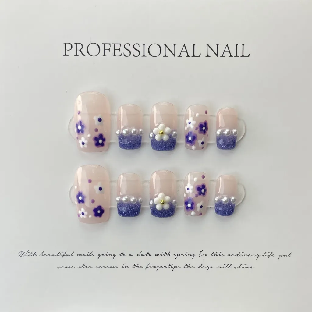 Wearing Handmade Phototherapy Nail Patches - Hand Painted Small Flowers