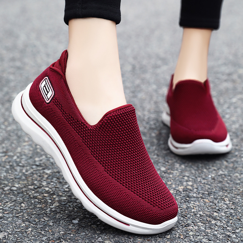 Women's Comfortable Breathable Middle-aged And Elderly Slip-on Sneakers - Image 8