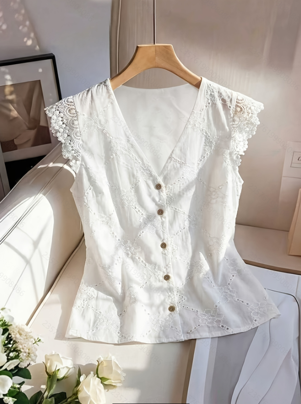 A New Summer Fashion And Simple Solid-color Hollowed-out Embroidered Lace Patchwork Shirt For Women