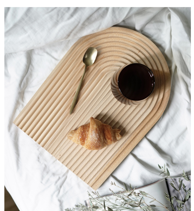 Title 4, Breakfast Plate Bread Board Log Creative Curved...