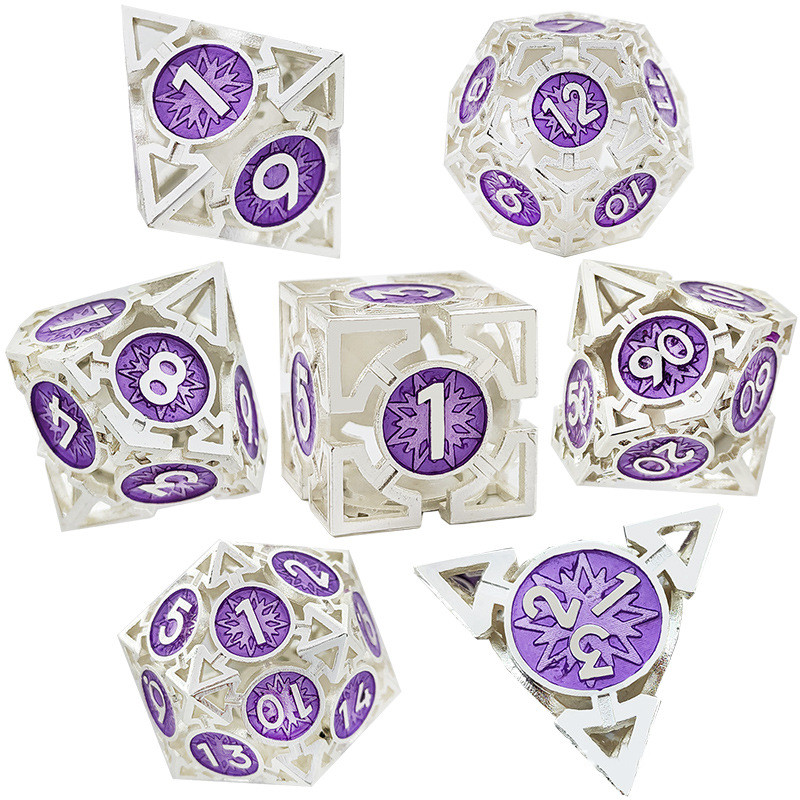 Metal hollow faceted dice set (gold black)