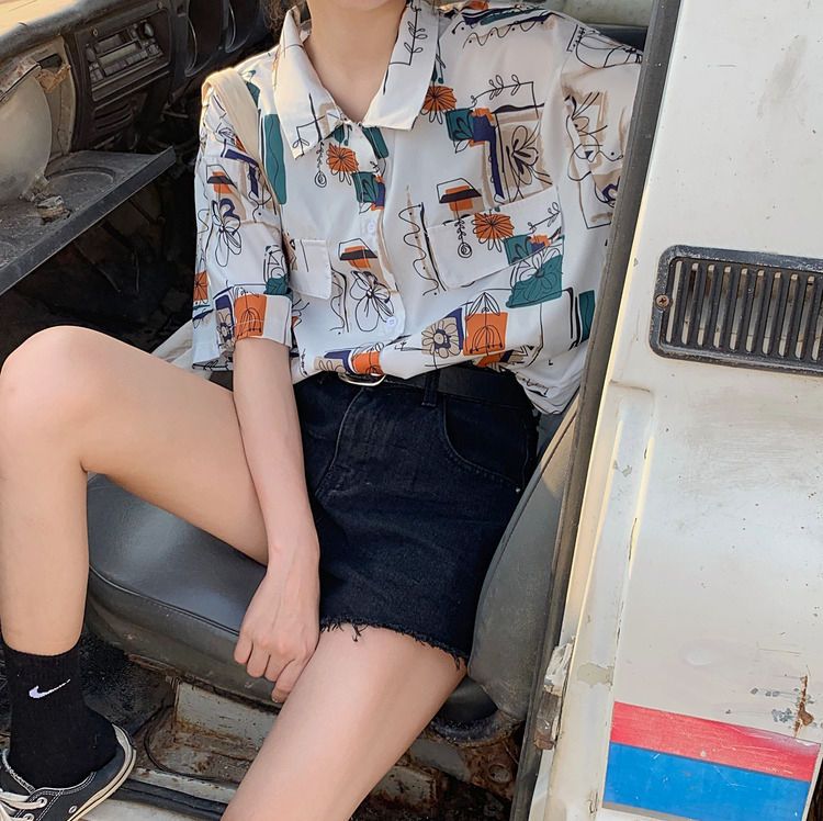 Title 8, Vintage Print Short Sleeves Shirt Women