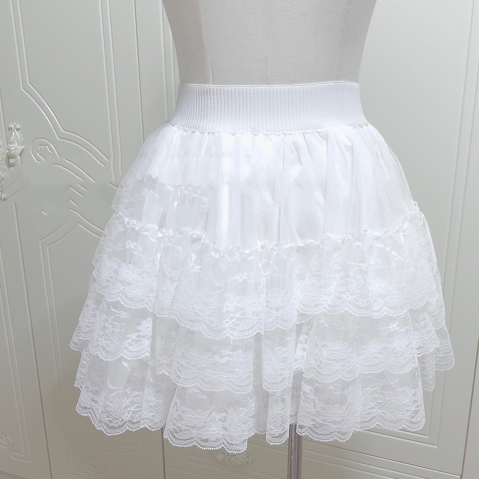 Layers Of Lace Gauze Cake Skirt