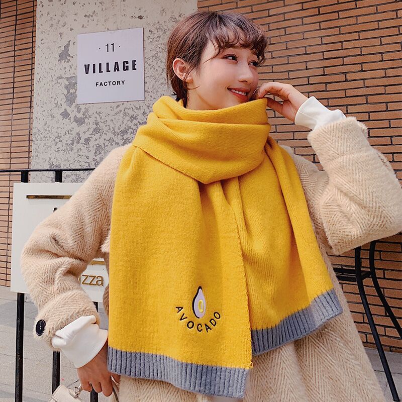 Knitted Scarf In Japanese Autumn And Winter
