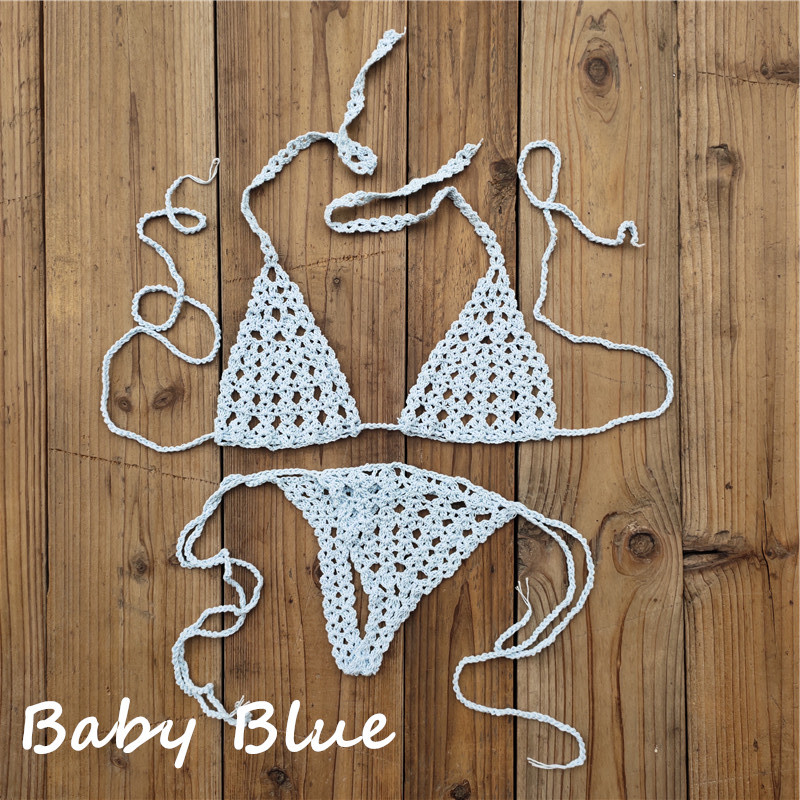 Title 16, Ensemble bikini crocheté à la main