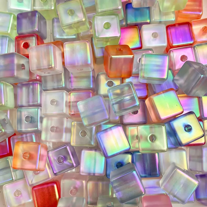 UV Plated Matte Acrylic Cube Beads, Iridescent