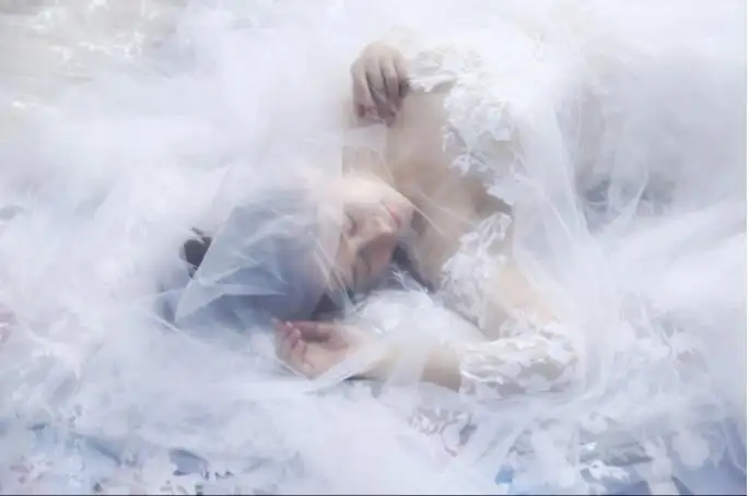 Bridal Wedding Veil Widened Tail