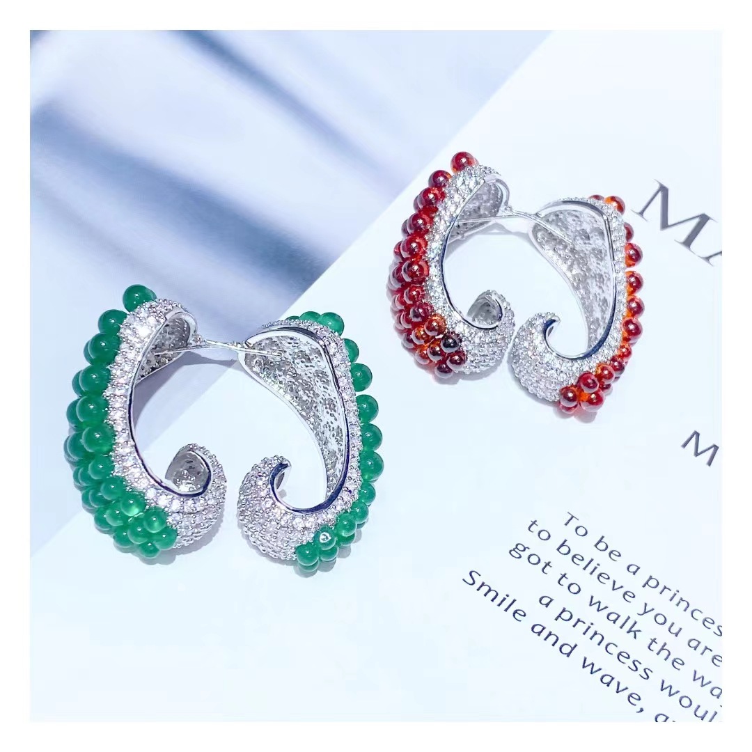 Title 3, Fashionable Earrings Micro-inlaid Zirconium