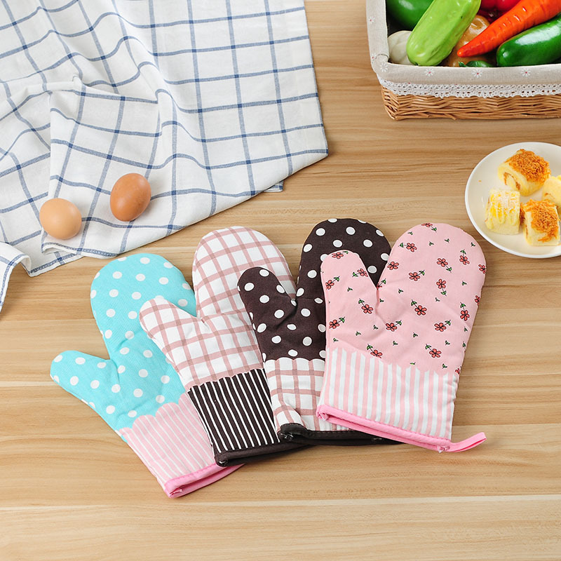 Title 4, Microwave oven insulated gloves