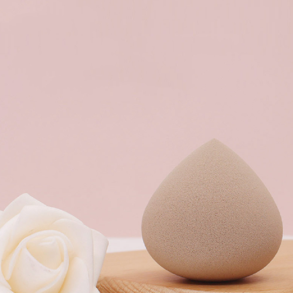 Borsa per makeup, a base di schiuma idrofilica.