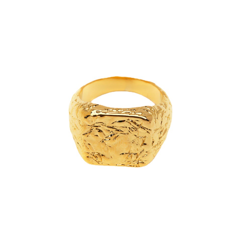 Title 4, Tree Bark Tekture Ring Niche Design Fashion