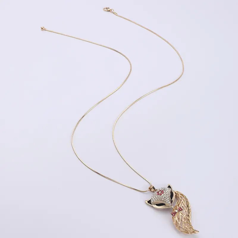 Hollowed Out Fox Sweater Chain Women's Long Fashion Decorative Necklace