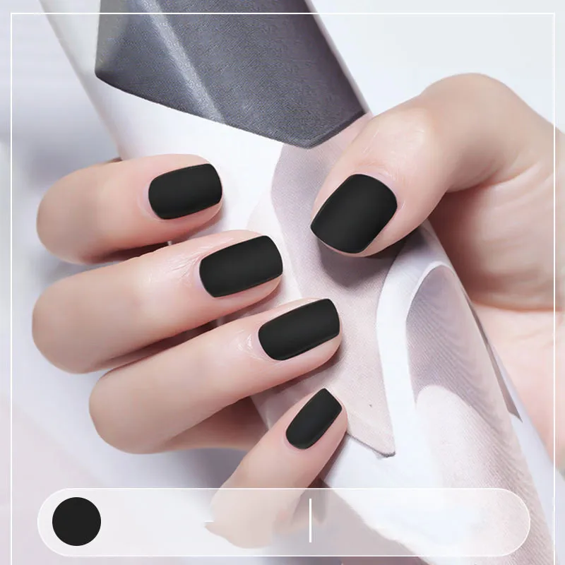 Matte matte nail polish - Black