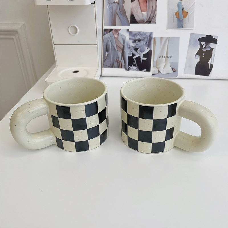 Black And White Checkerboard Large Capacity Ceramic Mug