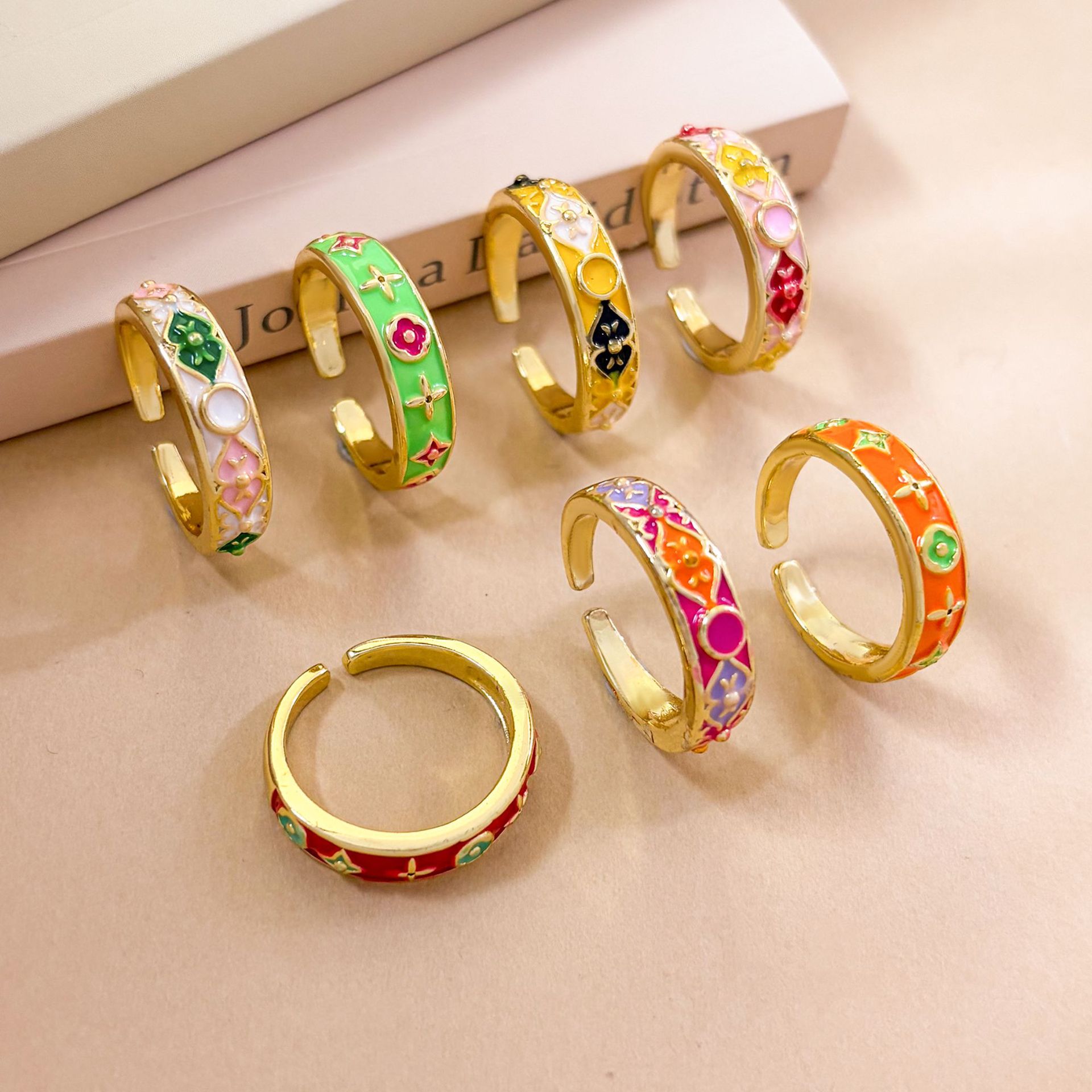 Vintage Rhombus Enamel Adjustable Ring, Unique Edgy Luxury Finger Ring With Premium Texture